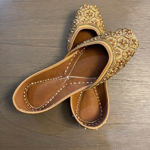 Indian pakistani traditional foortwear hand made